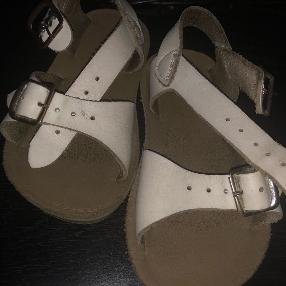 Lot of Sun San Sandals total of 8 pairs size 6